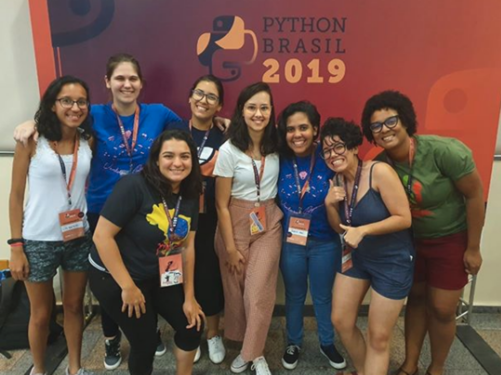 grupo de mujeres